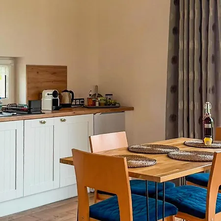 1 Bedroom Stunning In Колобжег
